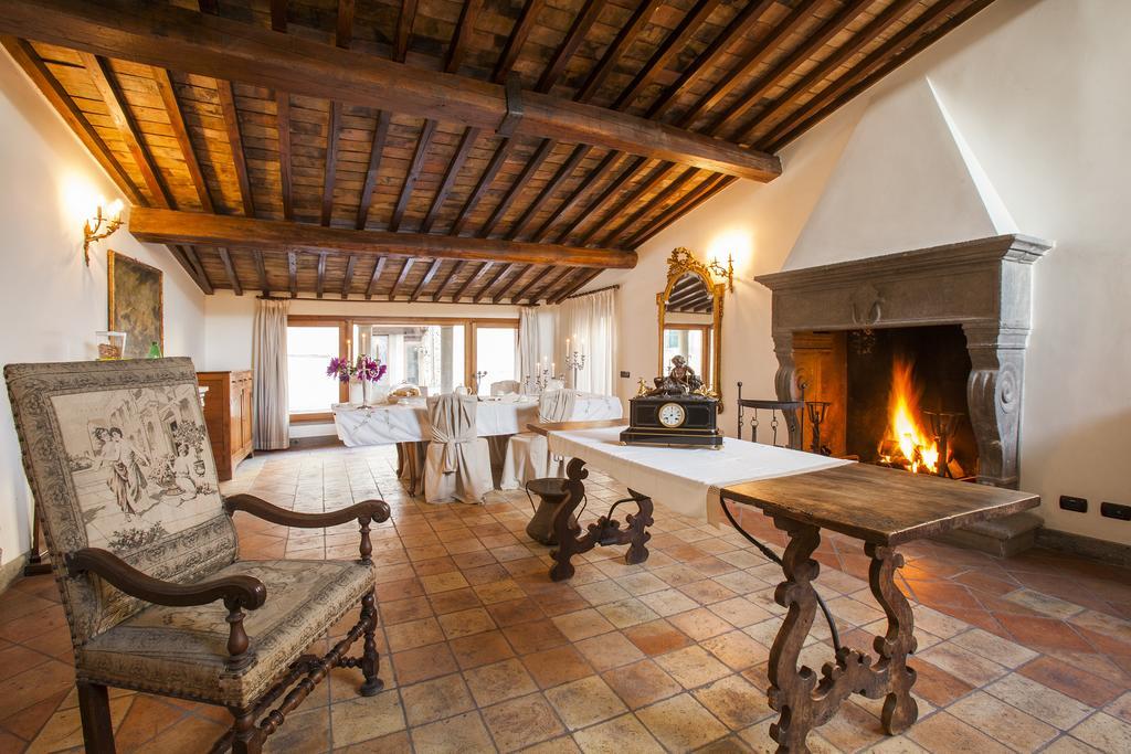 B & B La Fontaine Residenza D'Epoca วิแตร์โบ ภายนอก รูปภาพ
