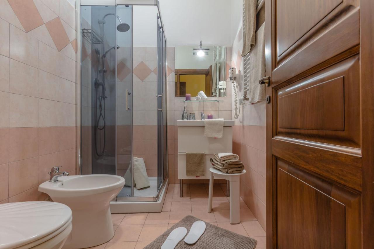 B & B La Fontaine Residenza D'Epoca วิแตร์โบ ภายนอก รูปภาพ