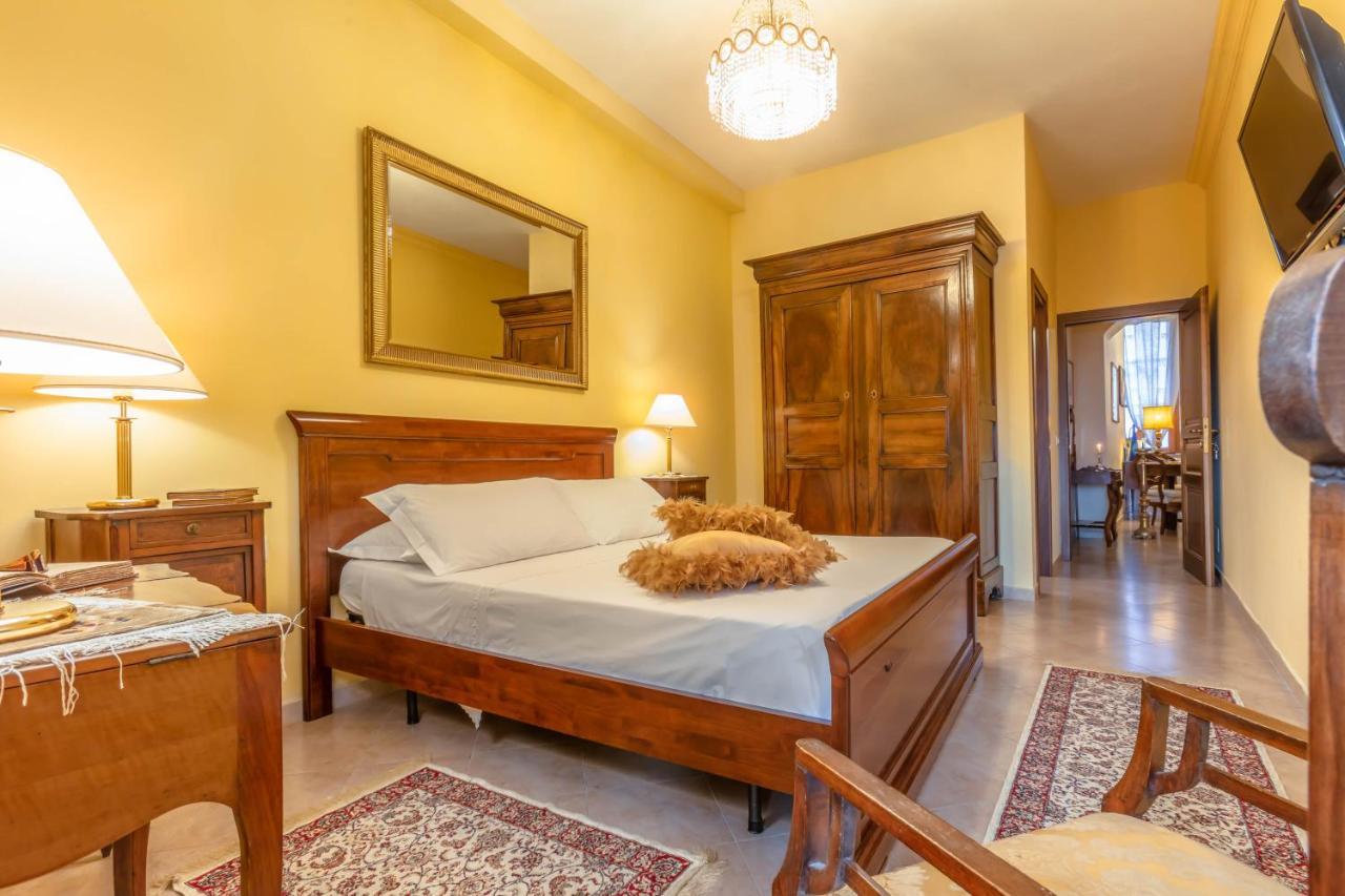 B & B La Fontaine Residenza D'Epoca วิแตร์โบ ภายนอก รูปภาพ